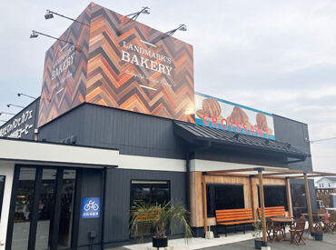 土日メインで勤務できる方大歓迎！
学業やご家庭と両立しながら無理のないシフトでOK！