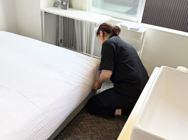 ホテル清掃の経験がない方も大歓迎！
先輩社員がイチからお教えします。
風通しのいい職場なので、何でも相談・質問OK