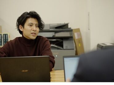 岡田税理士事務所 当社の中心となり、若手スタッフの育成を担うポジション！
組織づくりや経営支援にも携われるお仕事です◎