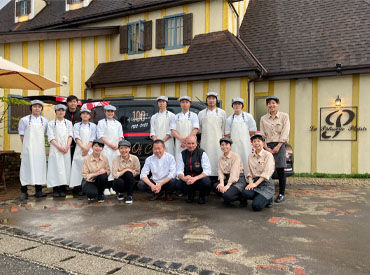 頑張りは、ボーナスや昇給で還元◎
異業種でも接客や販売の経験は、
もちろん活かせるお仕事です☆彡