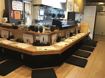 ネイル・ピアス・髪色自由！
おしゃれもしっかり楽しみながら
自分らしいスタイルでお仕事可能☆
自由な雰囲気のお店です！