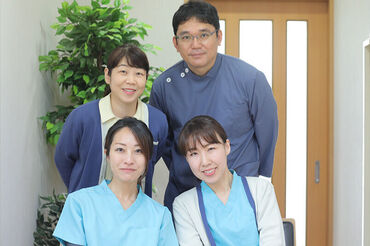 岩永歯科 ＼女性スタッフが活躍中!!／
優しい院長と女性医師もいて
アットホームな職場です♪
