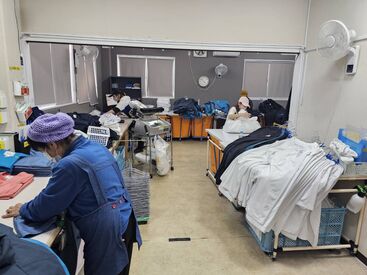 だれでもできる簡単な作業ばかりなので、
お仕事になれるのもスグ☆
STAFFもみんなアットホームな関係☆
＼社員登用あり!!／