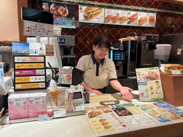 ドトールコーヒーショップ ゆめタウン福山店 週2/4h～OKで無理なく働けます♪
コーヒーの知識やコミュ力も身につく◎
美味しいメニューを従業員割引で楽しめる★