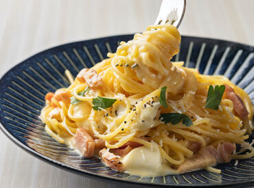 ご家族が不在の時間に♪放課後に♪副業で♪レギュラーで♪
など、ライフスタイルに合わせて働くことができますよ◎