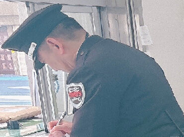 未経験入社でしたが、慣れたらすぐに仲間とも馴染めました◎
今は仲間と同じ目標に向かって励ましあい、高め合っています！