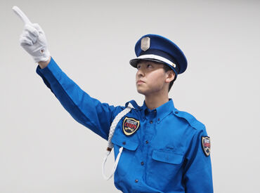 未経験入社でしたが、慣れたらすぐに仲間とも馴染めました◎
今は仲間と同じ目標に向かって励ましあい、高め合っています！