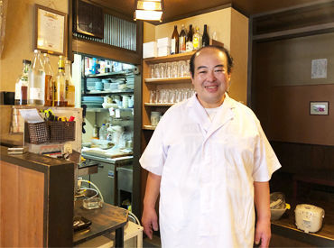 店長はスタッフにも優しくて、まかないも豪華です！
さらにはおやつBOXも◎
きっとあなたにとって居心地の良い場所になるはず♪