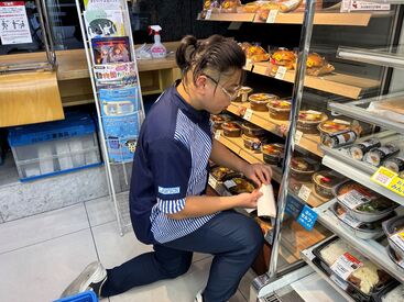 未経験さん大歓迎!
店長は超やさしい&いつもバイトと同じ目線でいてくれるから、
スタッフ同士みたいな感覚で話せちゃいます◎