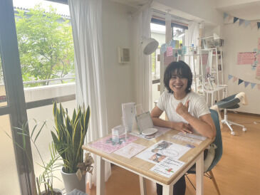 CPコスメティクス青山サロン ≪未経験から始められます≫
無資格・経験は不要です◎
働きながら自然と美容知識が身につきます♪