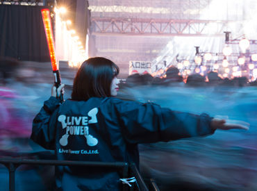 ★スタッフ大募集★
10代~20代のスタッフが9割以上◎
お友達と一緒に応募も歓迎*
今月は月0や月1だけなどわがままシフトもOK♪