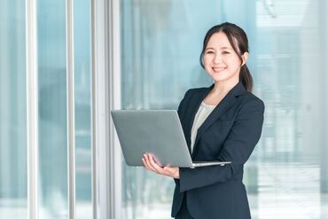 株式会社マンアップ[勤務地：滋賀県大津市] ＼月8～9日程度のシフト制／
貸会議室での受付・案内業務をお任せします！
40～60代の女性スタッフが多数活躍中♪