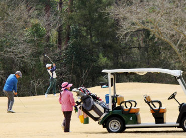 \えらべる通勤手段♪/
車・バイク通勤OK!
ご都合の良い方法で通勤ください★