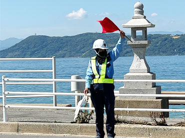 ＼シニアさん大歓迎／
久しぶりのお仕事の方でも大歓迎◎
セカンドキャリアとして働くシニアさんも多数いますよ！