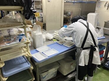 学生～シニアまで
幅広い方が活躍中◎
様々なスタッフが
活躍しています☆
「ここなら安心！」と
バイトデビューも多数！