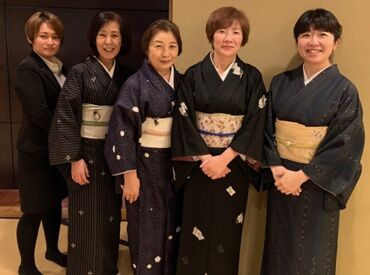 桜坂観山荘 話しかけやすい先輩や店長だから、
とってもアットホームな雰囲気♪
緊張は最初だけ…ぜひ、お気軽にご応募ください◎