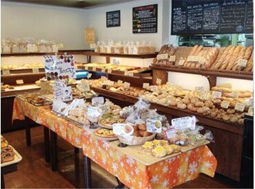 『今日も来ちゃった～＾＾』
常連さんがご来店することも◎
気さくなお客さまが多いので
とっても働きやすいですよ！