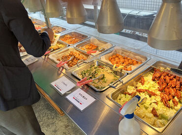 天満屋福山店屋上ビアガーデン "デパそら" ■ホール■調理補助　
期間限定!!夏休みバイトにもピッタリ◎
楽しい思いで作りに！
簡単な調理ですので安心してください！