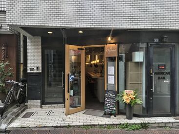 《オシャレな店内》
出勤するのも楽しみになるくらい大人な雰囲気です♪