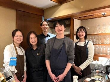 L'attache（ラターシュ） ＼常連さんがメイン／
自由が丘駅北口出口から徒歩ですぐ◎
隠れ家的なお店なのでリピート率が高いんです♪