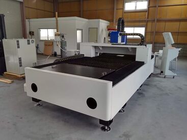 physical  photon株式会社 明治大学発のレーザ加工機メーカー！
国内大手企業との取引実績も豊富で経営基盤が安定しています♪
※画像はイメージです