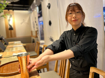 kappou 箸 アソビゴコロとコダワリを詰め込んだ
モダンでオシャレな割烹でお仕事♪

ココノススキノの人気店で
週1日～働いてみませんか？