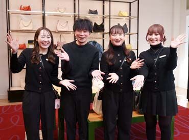kate spade new york 御殿場プレミアムアウトレット店 先輩社員がサポートするので、未経験でも安心◎
お気軽にご応募ください!