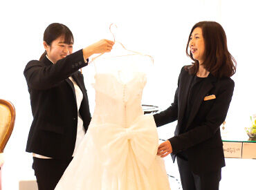 Dress atelier ABETO 新郎新婦様に寄り添いながら、
一生に一度の特別なお衣裳をご提案します♪
小物などもセレクトいたします◎