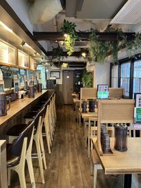 店内もきれいで落ち着いている！
レジもオーダーもセルフなので
初めての方も安心♪