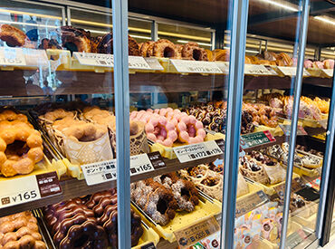 飲茶の提供がなく、
ドーナツ・ドリンクだけなので
覚えるのも難しくありませんよ♪