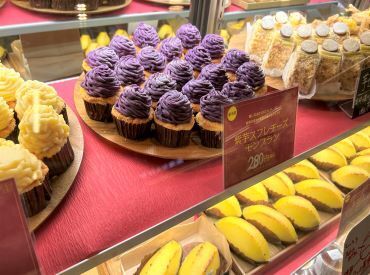 ＜オススメポイント)＞
販売が好き!スイーツが好き!
新しいことを始めたい!
⇒そんな方必見★
簡単だから未経験も始めやすい♪