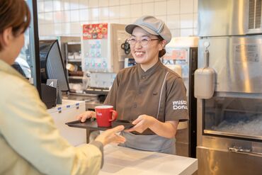 ミスタードーナツ　仙台愛子ショップ　02 大学生・フリーターさんを中心に活躍中！
週2/3h～シフトは柔軟に対応します◎
○曜日だけ、そんな固定シフトも可能★