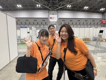 ★週払い・月払いを選べる★
グッズ販売や入場案内などのお仕事も♪
友達と応募OK！オンライン登録会も実施中◎
未経験歓迎♪