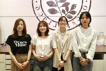 ワンズテラス　マーサ21 生活雑貨やインテリアが好きな方にピッタリ！
先輩スタッフが丁寧に指導しますので、未経験でも安心して始められます◎
