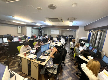 初バイト×未経験でも時給1500円って最高♪
しかも高校生・大学生も同時給★
たくさん稼いで、プライベートも充実！