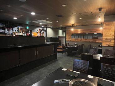 バイトデビューも大歓迎♪
先輩スタッフがイチから丁寧に
仕事を教えてくれるので未経験でも安心◎