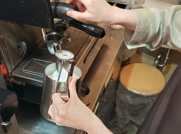 主婦さんも活躍中◎
週末のみなので、
ご家庭と無理なく両立できます♪