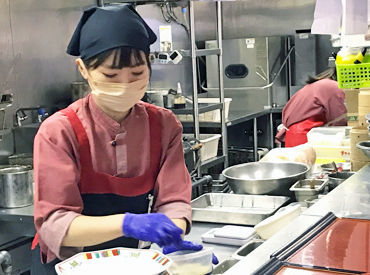 チャイナハウス すけろく　小栗店 「料理が初めてで不安…」そんな方も大歓迎★
自分で作った料理が「美味しい」と
言ってもらえた時の喜びは言い表せませんっ♪