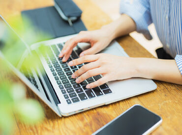 研修とマニュアルがあるから大丈夫!
困ったとき手をあげてくださいね♪