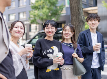 休憩室完備！休憩時間も楽しく過ごしています♪
おしゃれは全部自由！あなたらしさはそのままでOK★