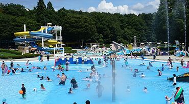 那須野が原公園ファミリープール ☆勤務日の相談のります☆
まだ予定が決まってない方や、学校との両立をしたい方も安心◎
遊びも仕事も楽しみましょう♪