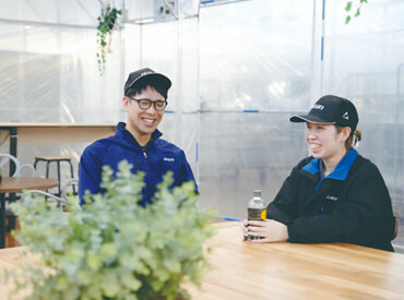 アイシン九州株式会社 「これお願い！」「了解！」と声を掛け合いながら
チームで協力！困った時はすぐにフォロー◎
質問もしやすい雰囲気です＊