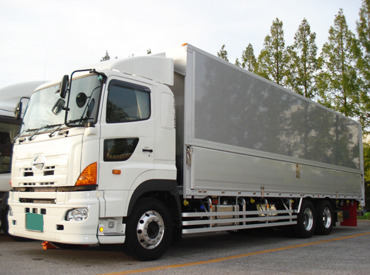 ケーエルサービス西日本株式会社 神戸営業所 ＼スタッフの声／
「とっても働きやすくて、休みの融通が利くのが嬉しい♪」
休日もしっかり確保＆手当も充実★