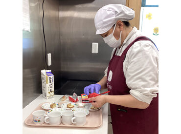 駅チカで通勤も便利！
食育にもこだわり、食事を通して「食べることの楽しさ」を子どもたちに伝えています★
