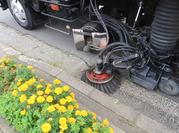 車ごとに役割分担あり！人間関係などを気にせずに
モクモクとお仕事に集中できるのが魅力のお仕事です！