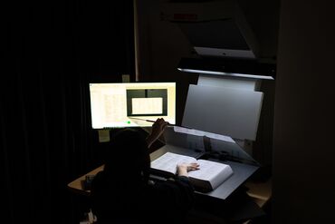 未経験歓迎♪
写真の個展を開いている方や、デザイン系の学校出身者など、
個性豊かなメンバが活躍中!