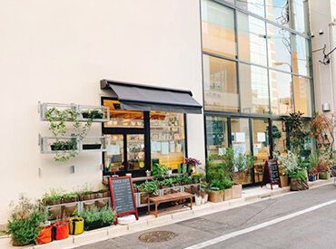 ~Hama Houseの外観はコチラ~
イベントや本好き必見♪
地域に愛されるカフェで心機一転働けるチャンス★
※画像はイメージ