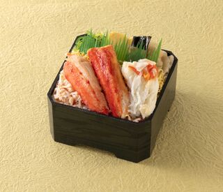 《未経験OK》みんな一緒のスタート
30名以上の大量募集なので
一緒に働く仲間もいて安心
★社割でオトクに北海道のグルメを堪能