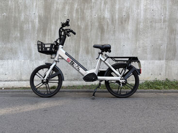 強力モーターで坂道もスイスイ♪
自転車感覚で乗れちゃう◎
丁寧な研修＆同行から始められるから心配ナシ！