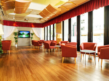 今回募集中のホテルはどちらも駅チカ!
街中ホテルでアクセス◎通いやすい♪
≪更に≫
働きやすい職場環境も整っています◎